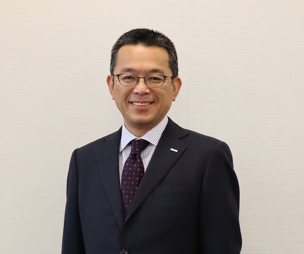 小杉充伸